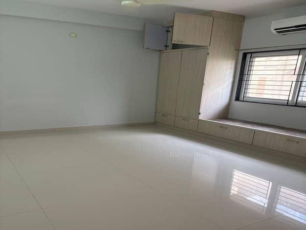 3 BHK Flat 2800 Sq-ft For Rent in, Banjara Hills, Hyderabad