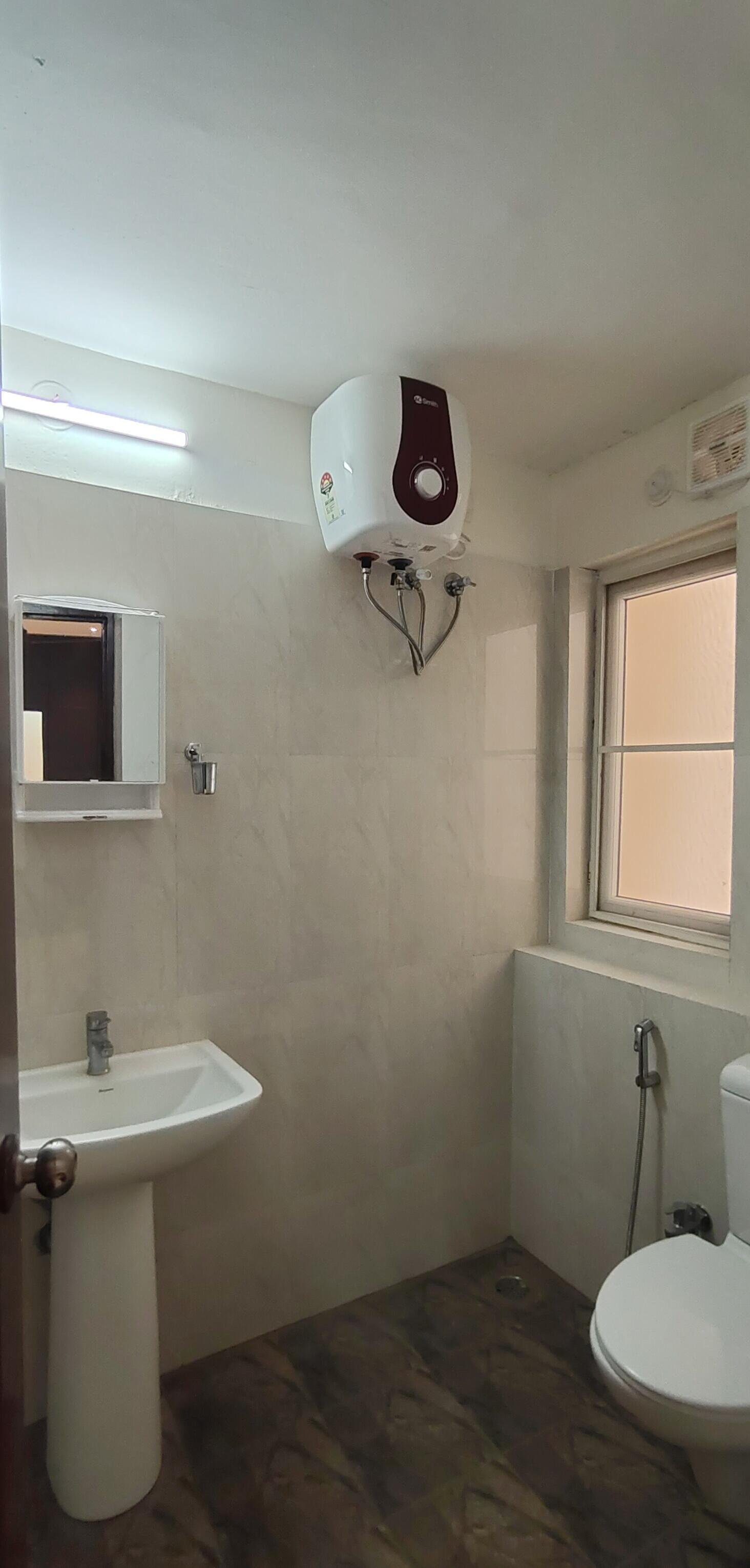 3 BHK Flat for rent in  Aditya Empress Towers, Shaikpet, Hyderabad