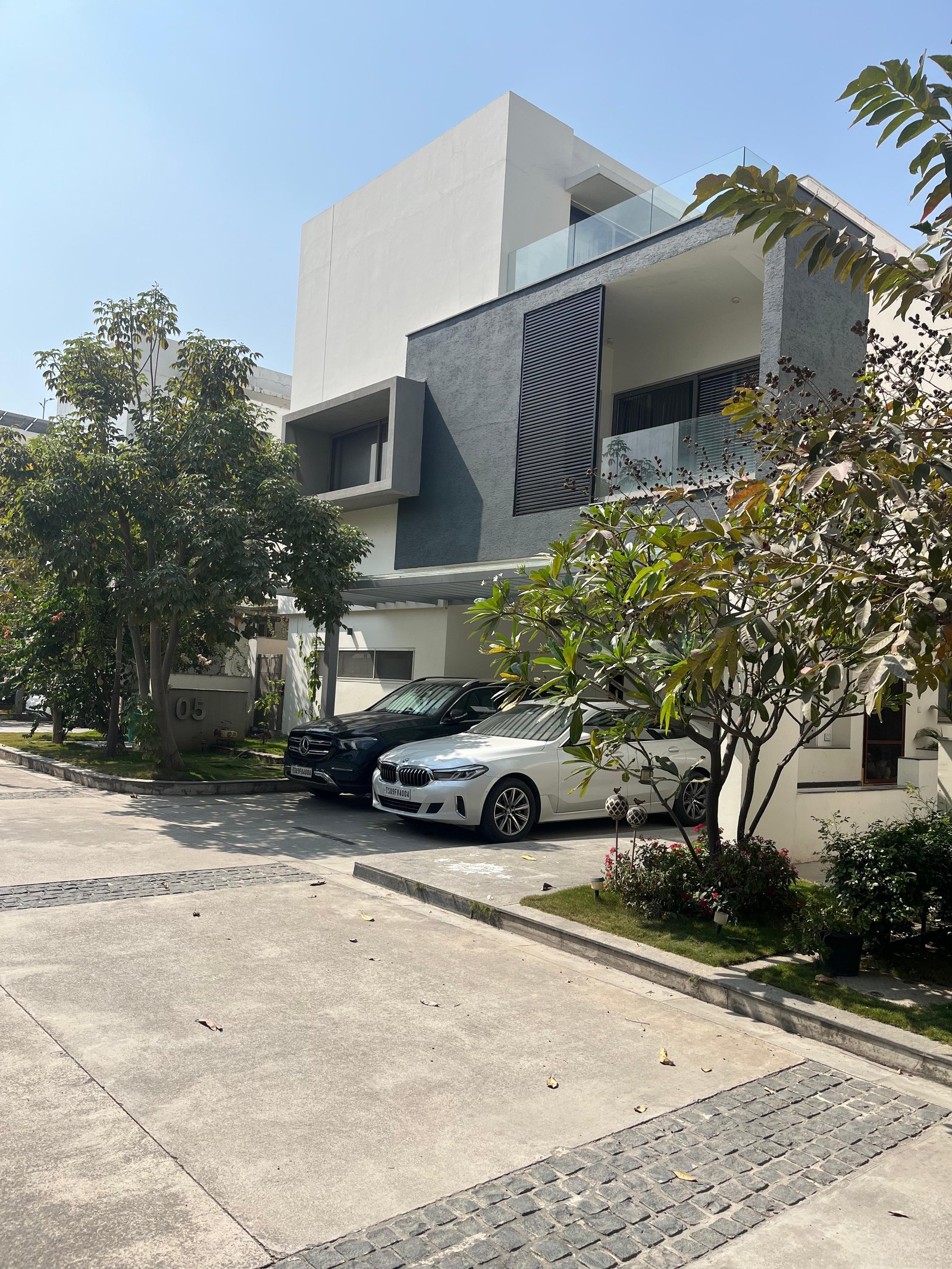 5Bedrooms 7Baths Independent House/Villa for Sale in Kokapet, Hyderabad