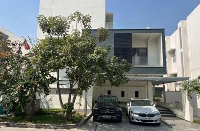 5Bedrooms 7Baths Independent House/Villa for Sale in Kokapet, Hyderabad