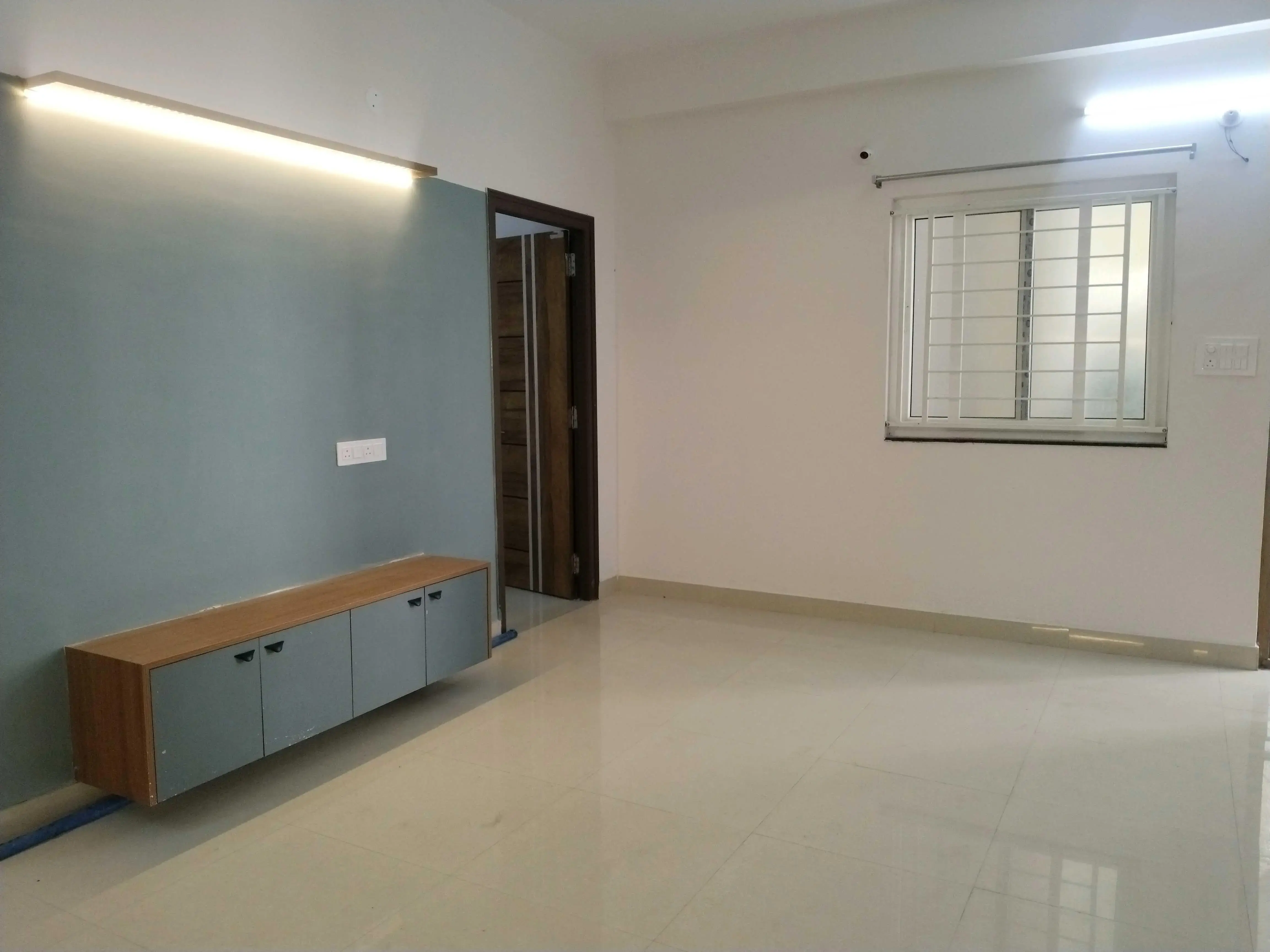 2BHK 2Baths Flat for Rent in jk hights apartment , Sanjeeva Reddy Nagar, Old Mumbai Highway