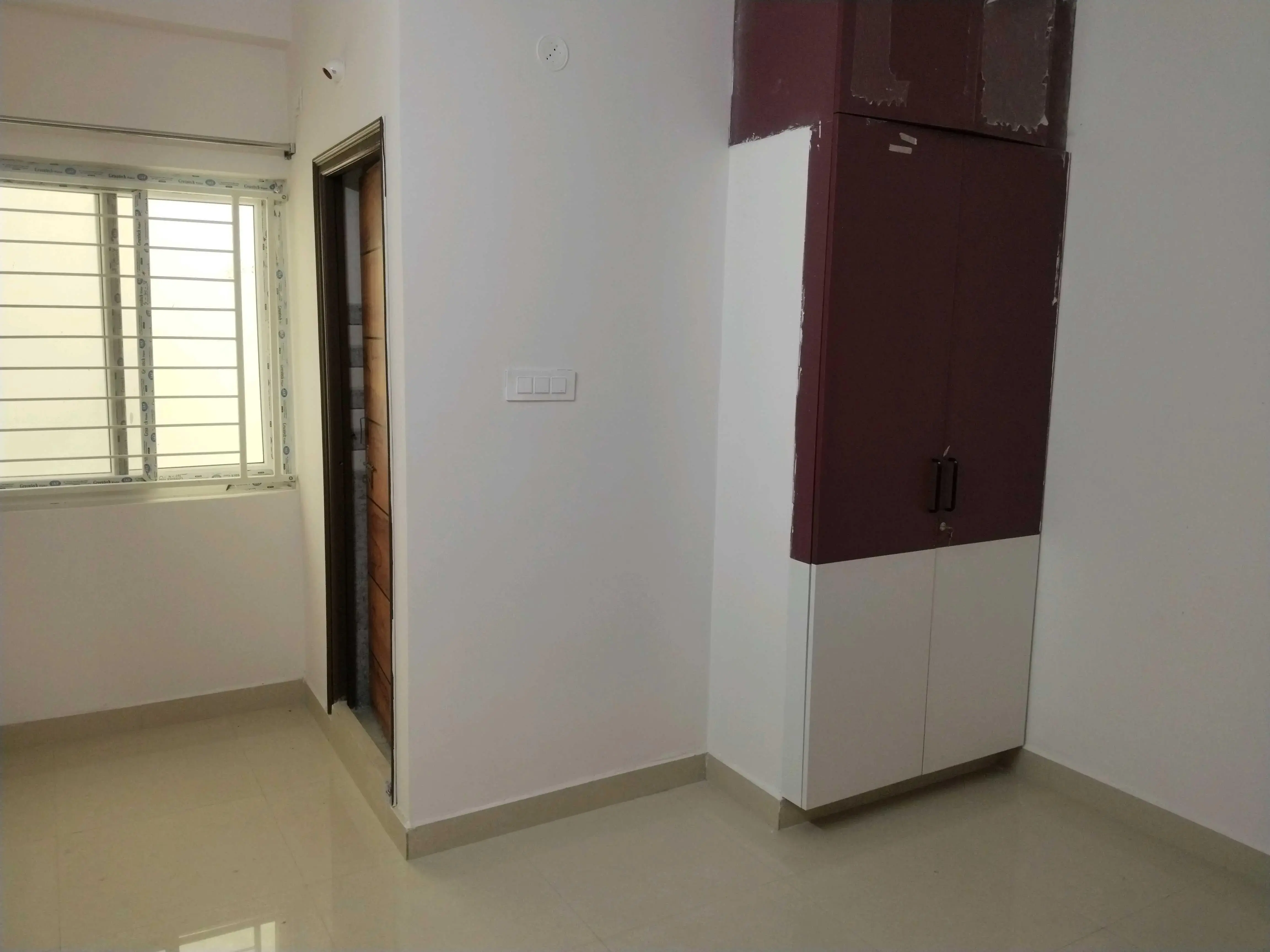2BHK 2Baths Flat for Rent in jk hights apartment , Sanjeeva Reddy Nagar, Old Mumbai Highway