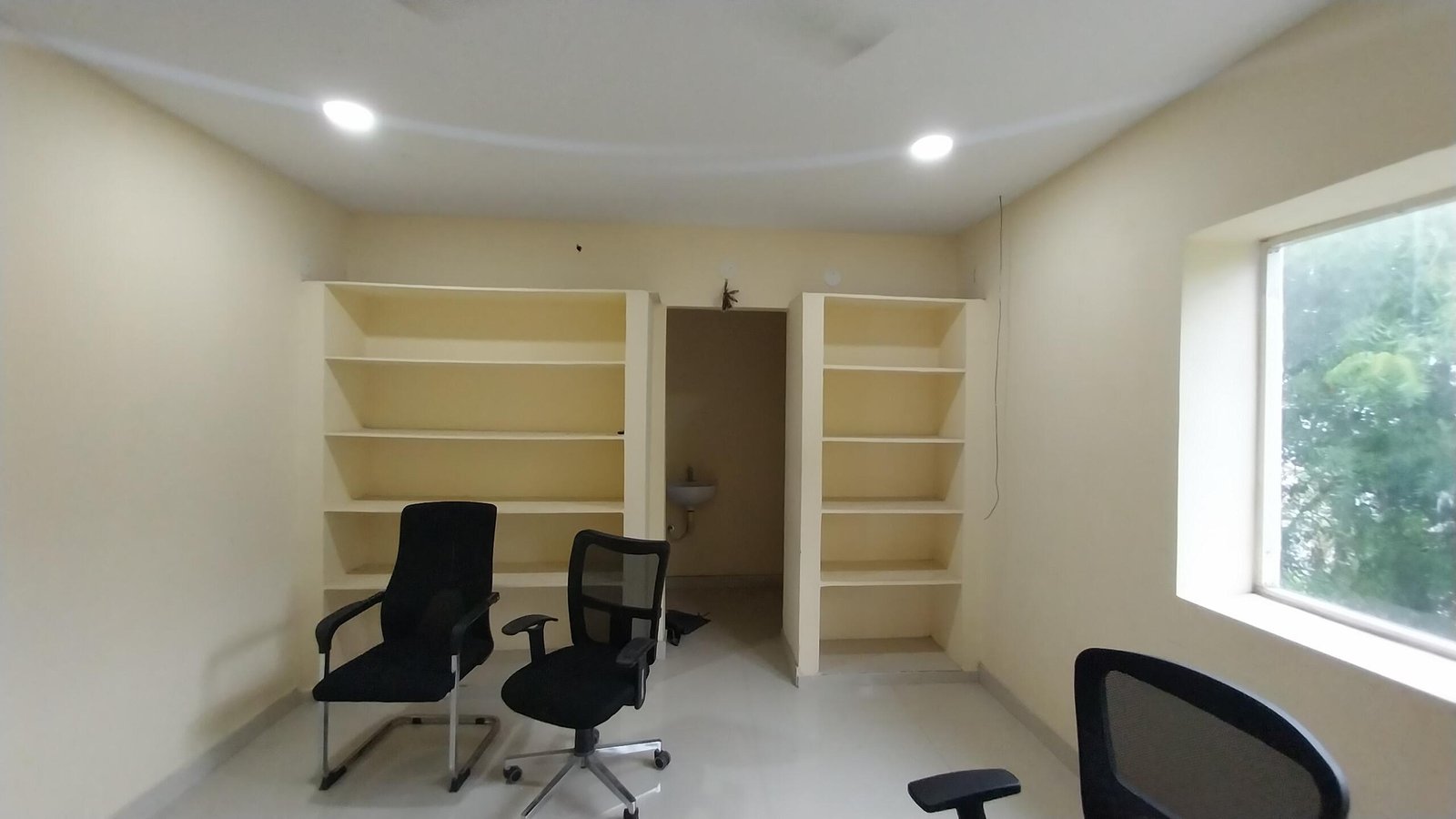 Ready to move Office Space for sale in Gaddi Annaram, Hyderabad