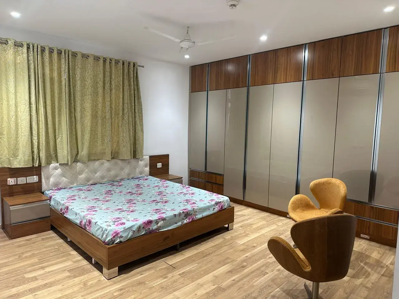 4BHK 5Baths Flat for Rent in Lancohills Apartment, Manikonda, Hyderabad