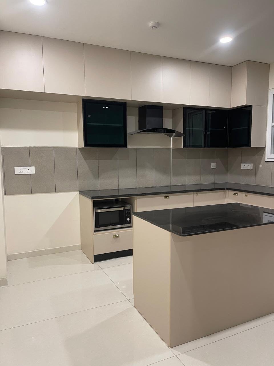 3BHK 3Baths Flat for Rent in Jayabheri The Summit, Narsingi, Hyderabad