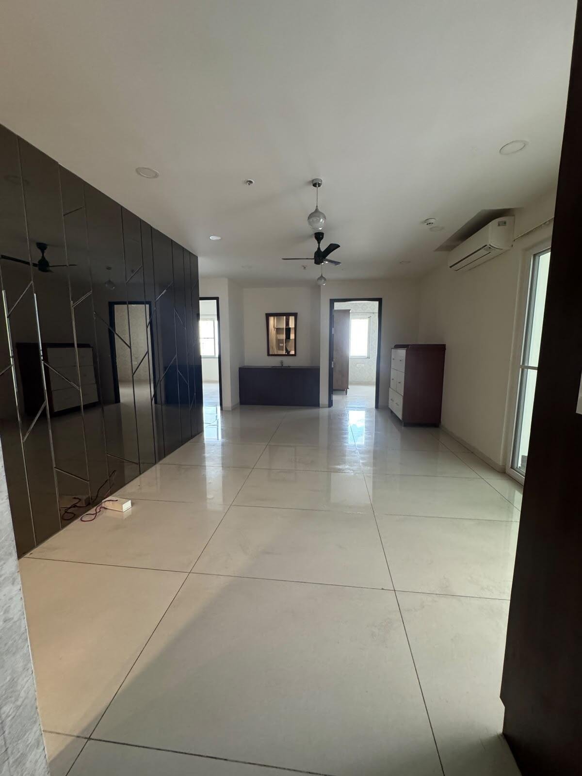 3BHK 3Baths Flat for Rent in Jayabheri The Summit, Narsingi, Hyderabad