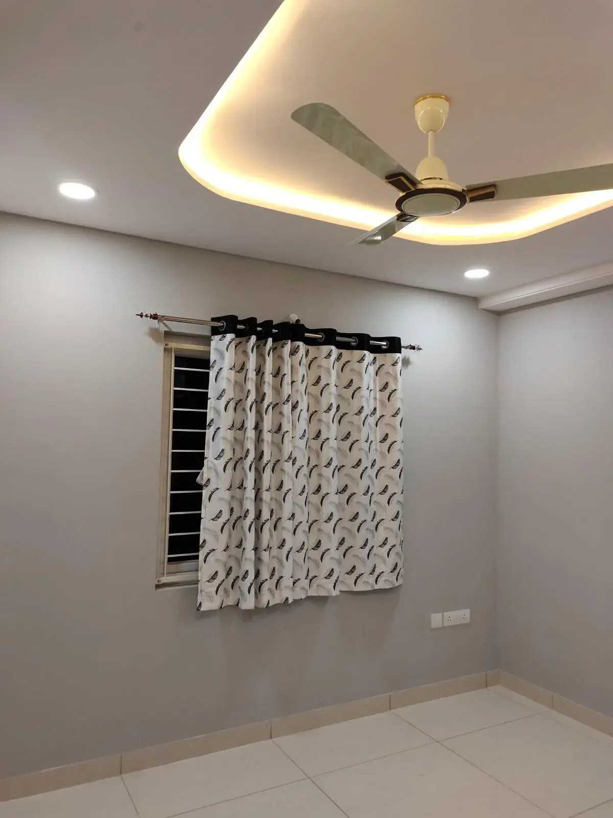 3BHK 2Baths Flat for Rent in Aparna Sarovar Zenith, Nallagandla, Hyderabad