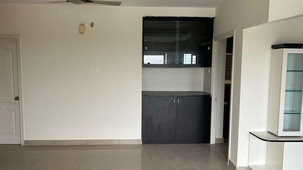 3BHK 3Baths Flat for Rent in aparna hillpark avenue, Chandanagar, Hyderabad