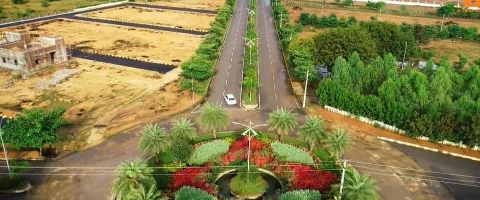 Residential Land/Plot for Sale in magnus, Bangalore Highway, Hyderabad