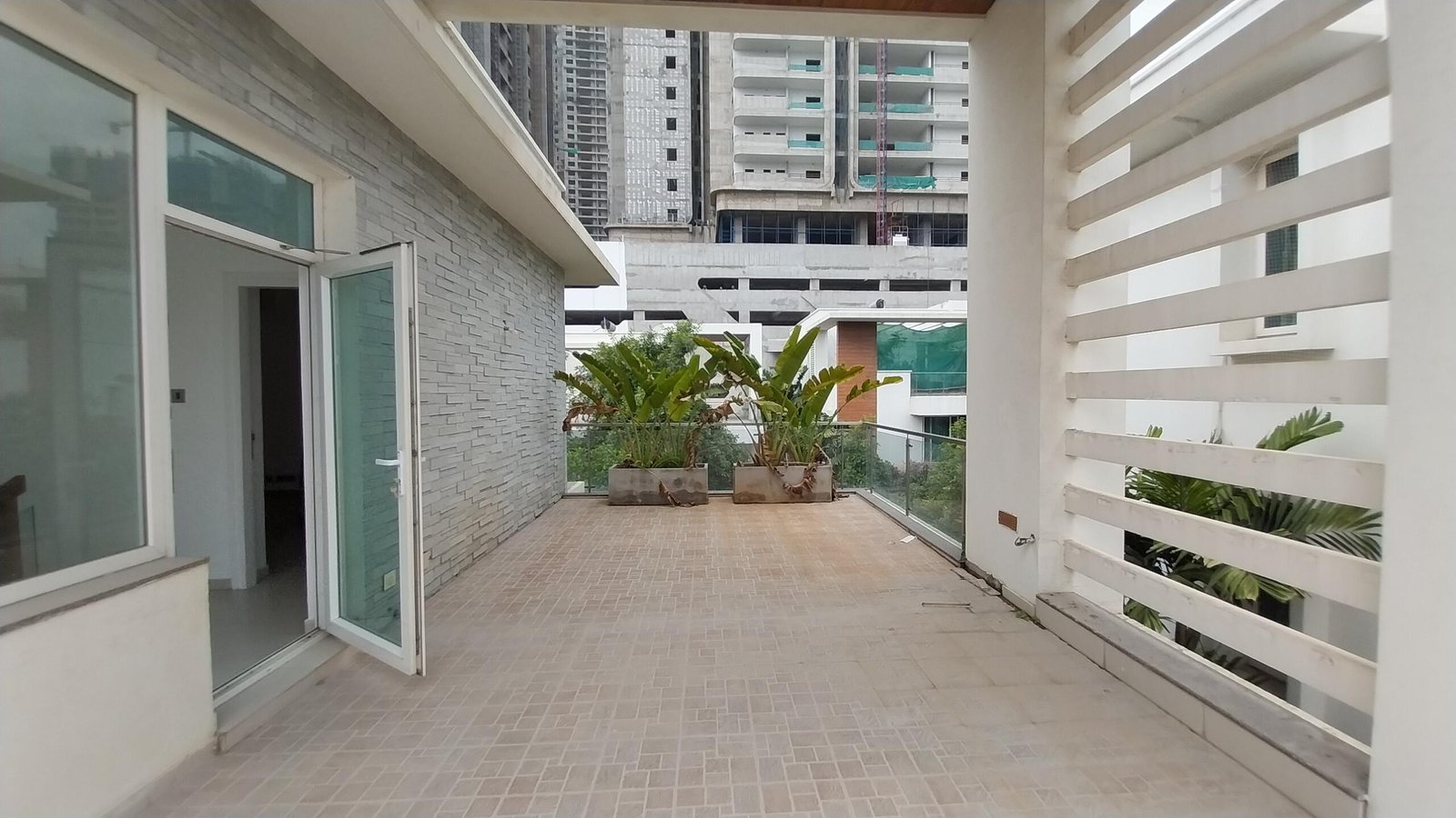4Bedrooms 4Baths Independent House/Villa for Rent in BabuKhan Lakefront, Kokapet, Hyderabad