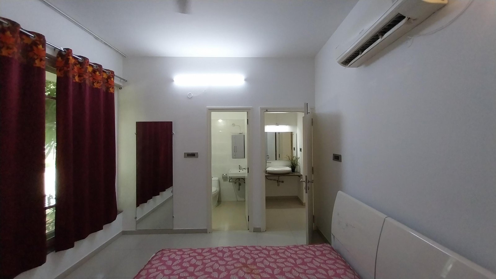 4BHK 5Baths Flat for Rent in DSR The Classe, Kokapet, Hyderabad