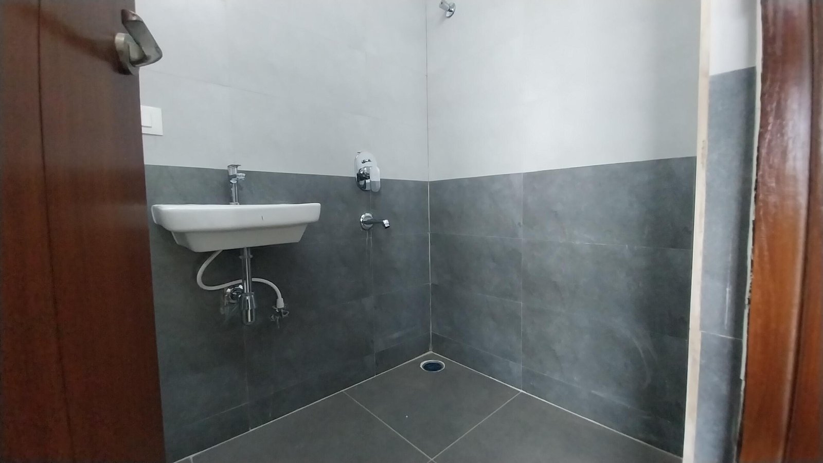 3BHK 3Baths Flat for Rent in Meenazi Elite, Kismathpur, Hyderabad