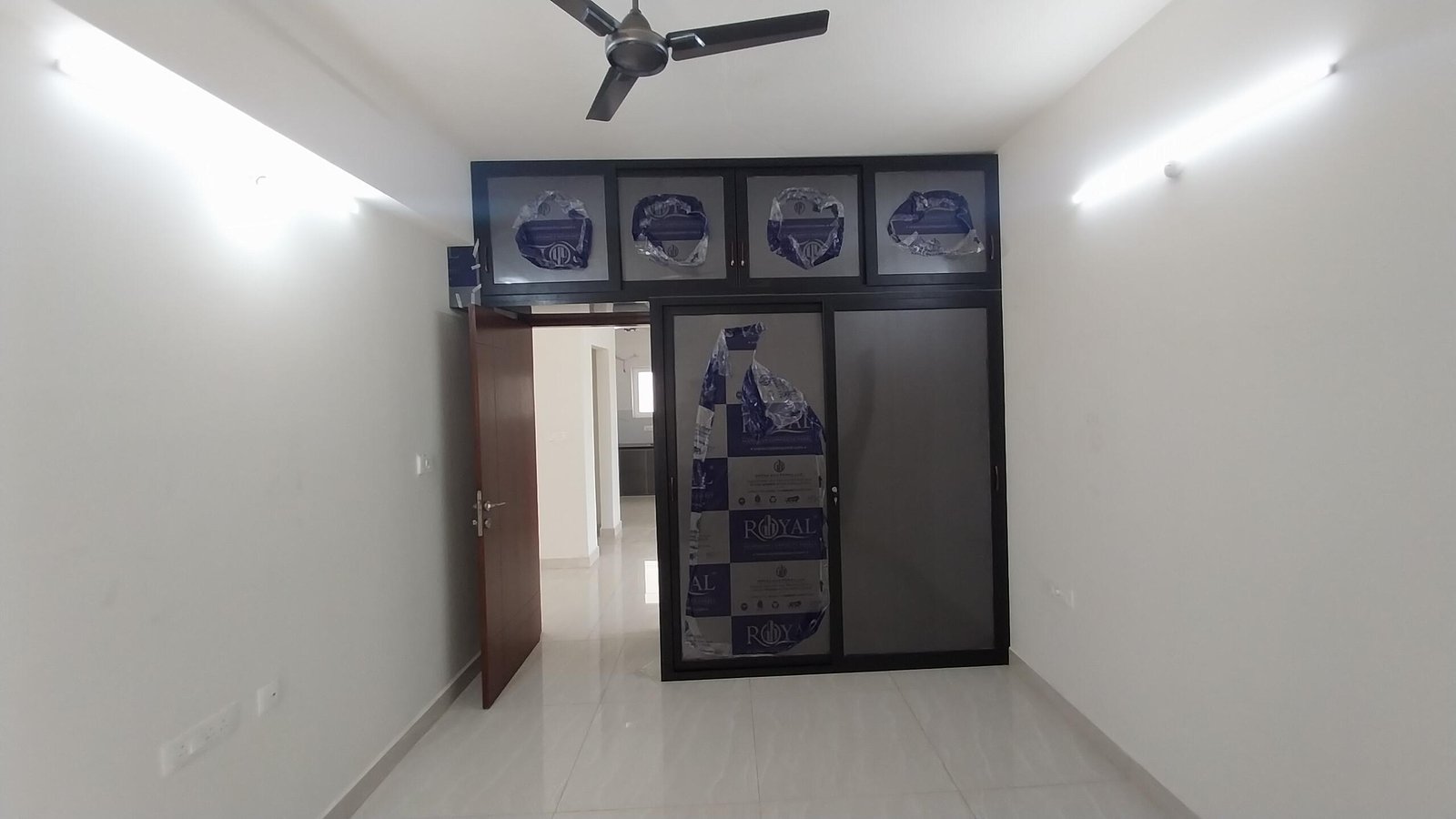 3BHK 3Baths Flat for Rent in Meenazi Elite, Kismathpur, Hyderabad
