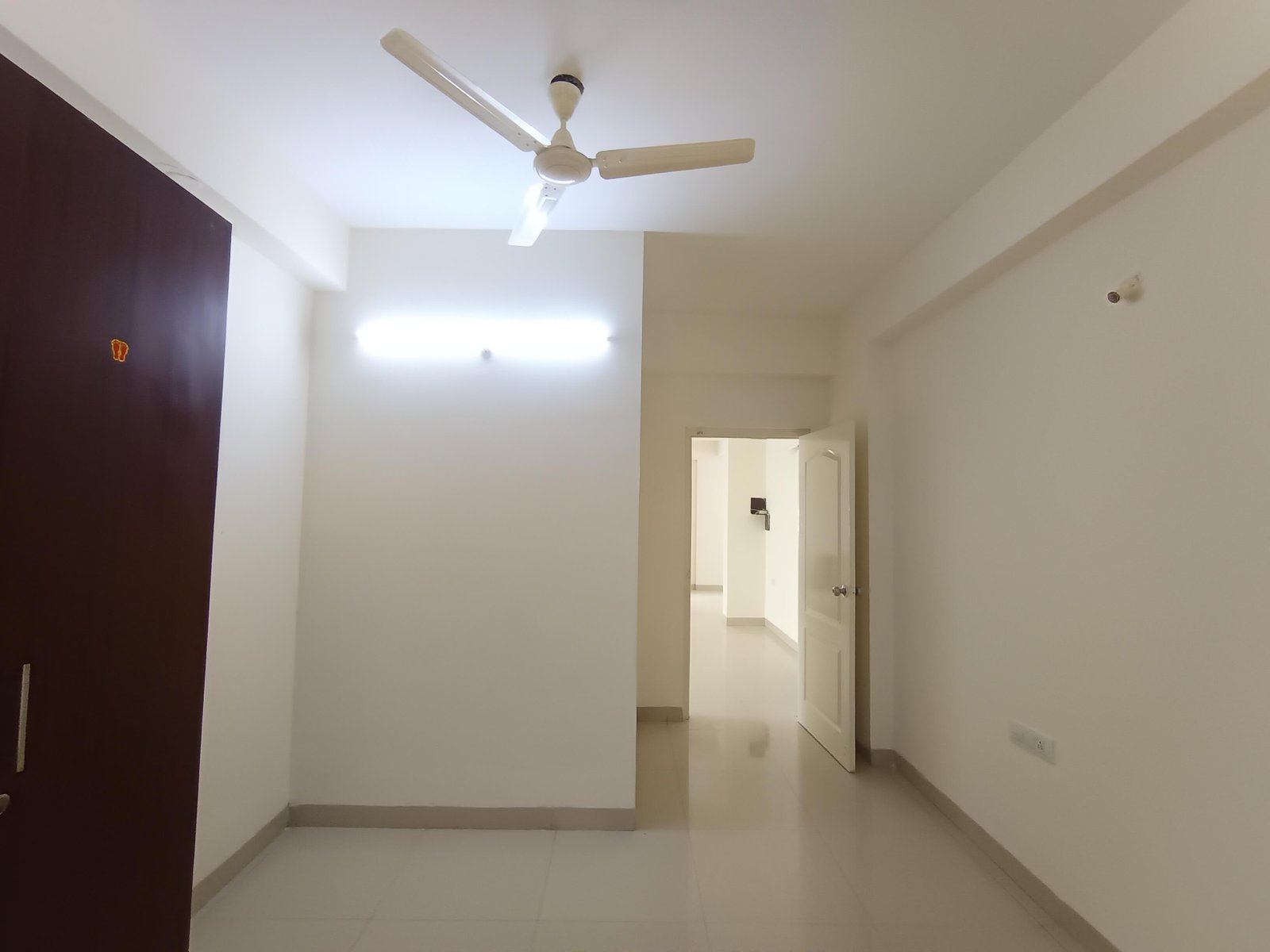 3BHK 3Baths Flat for Rent in Manjeera Diamond Towers, Gopanpally, Hyderabad