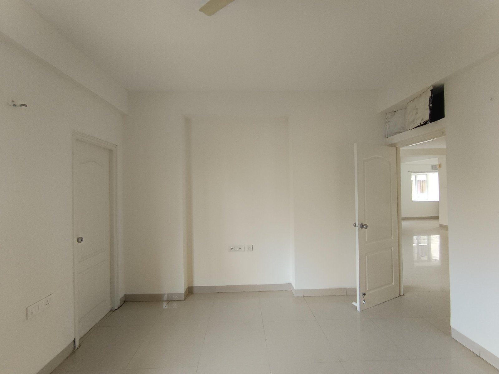 3BHK 3Baths Flat for Rent in Manjeera Diamond Towers, Gopanpally, Hyderabad