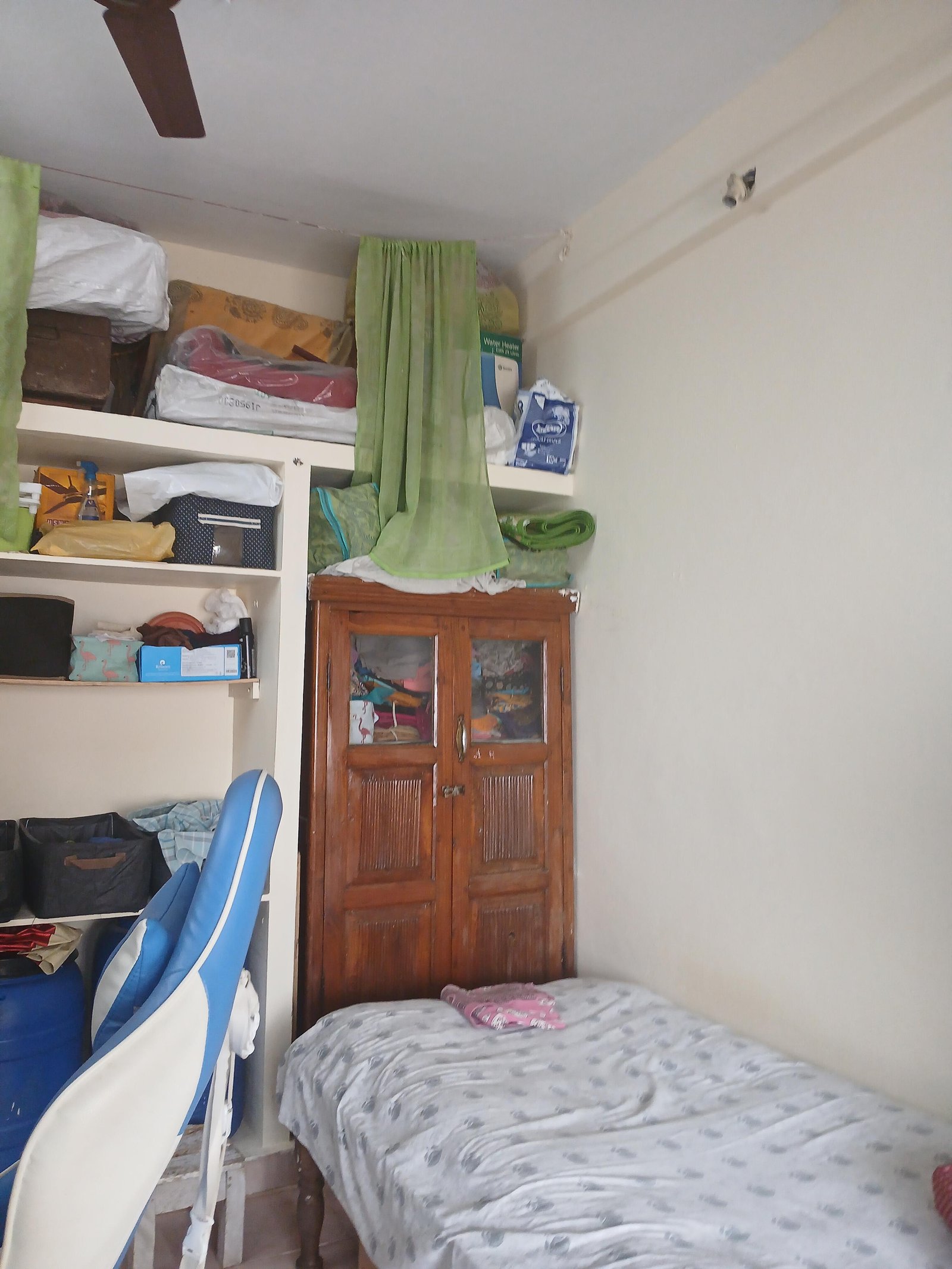 2BHK 2Baths Flat for Rent in Aruna Kiran Residency, Rajbhavan Road, Hyderabad