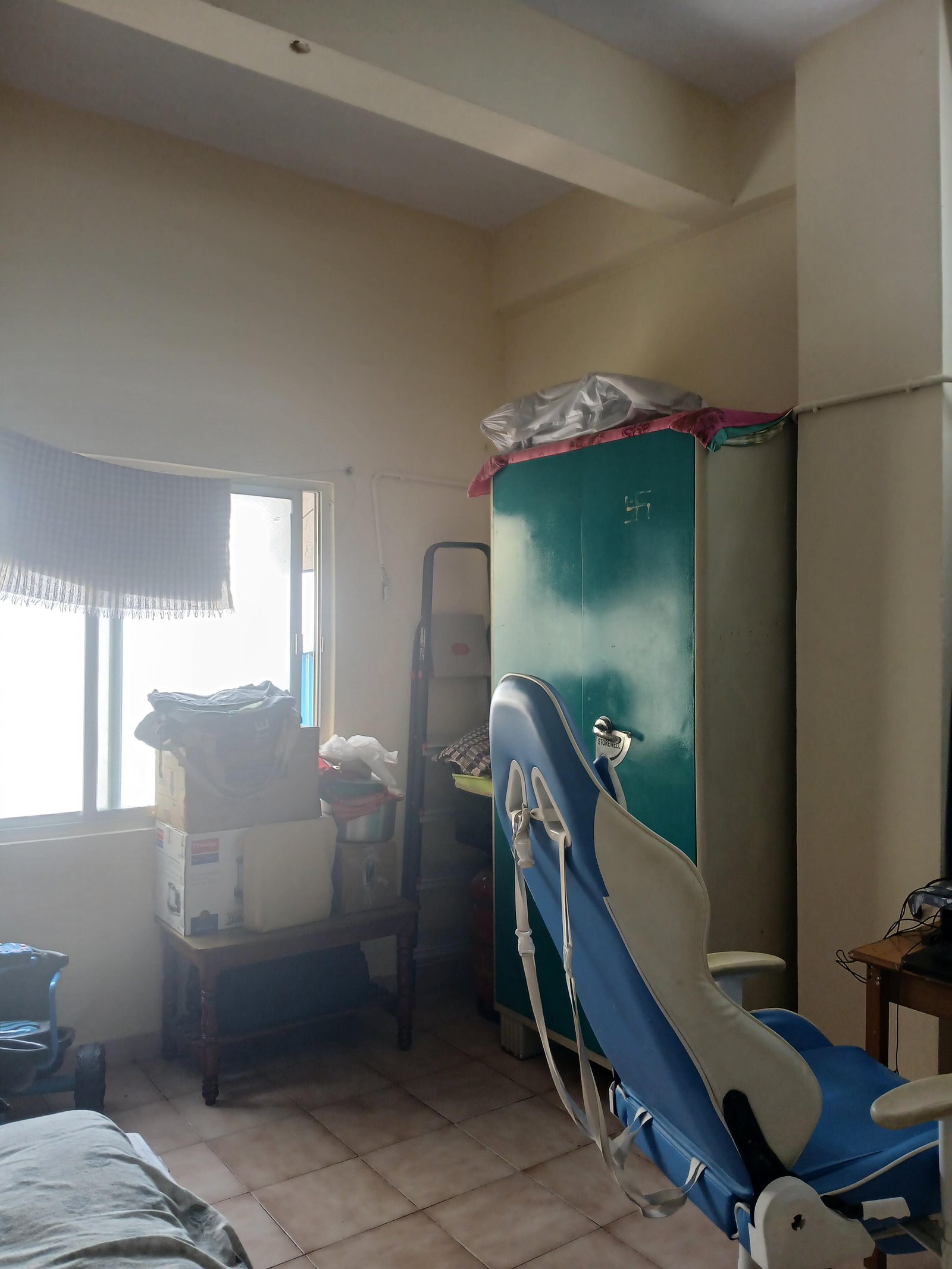 2BHK 2Baths Flat for Rent in Aruna Kiran Residency, Rajbhavan Road, Hyderabad