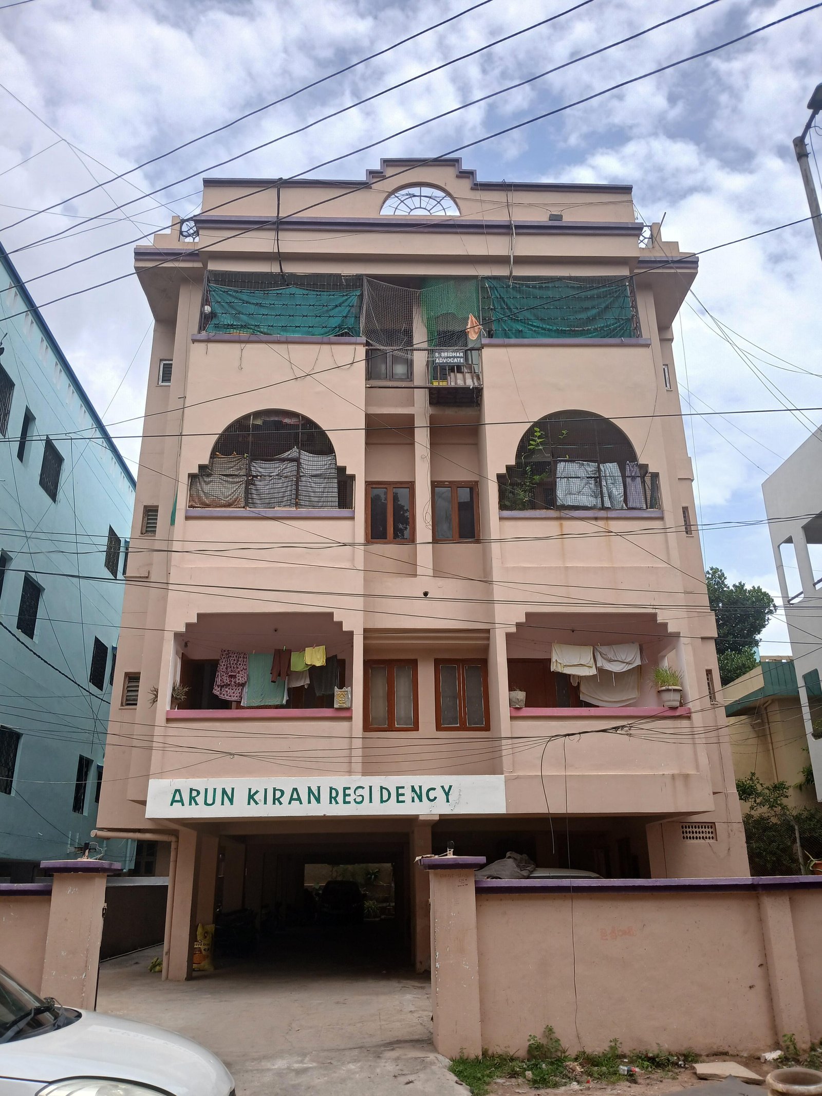 2BHK 2Baths Flat for Rent in Aruna Kiran Residency, Rajbhavan Road, Hyderabad