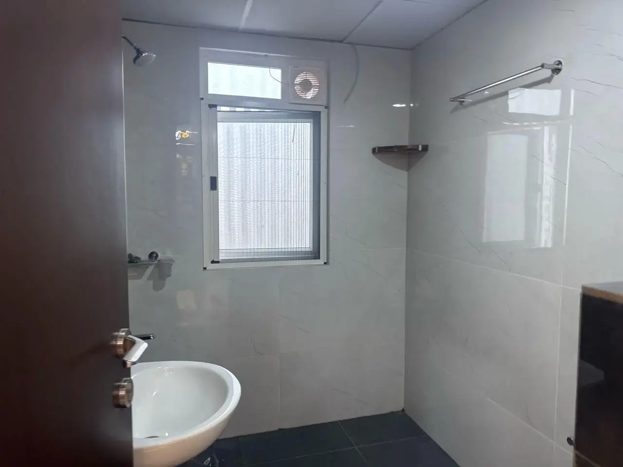 3BHK 3Baths Flat for Rent in Ambience Courtyard, Shaikpet, Hyderabad