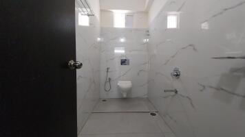 3BHK 3Baths Builder Floor for Rent in Chintalkunta, Hyderabad