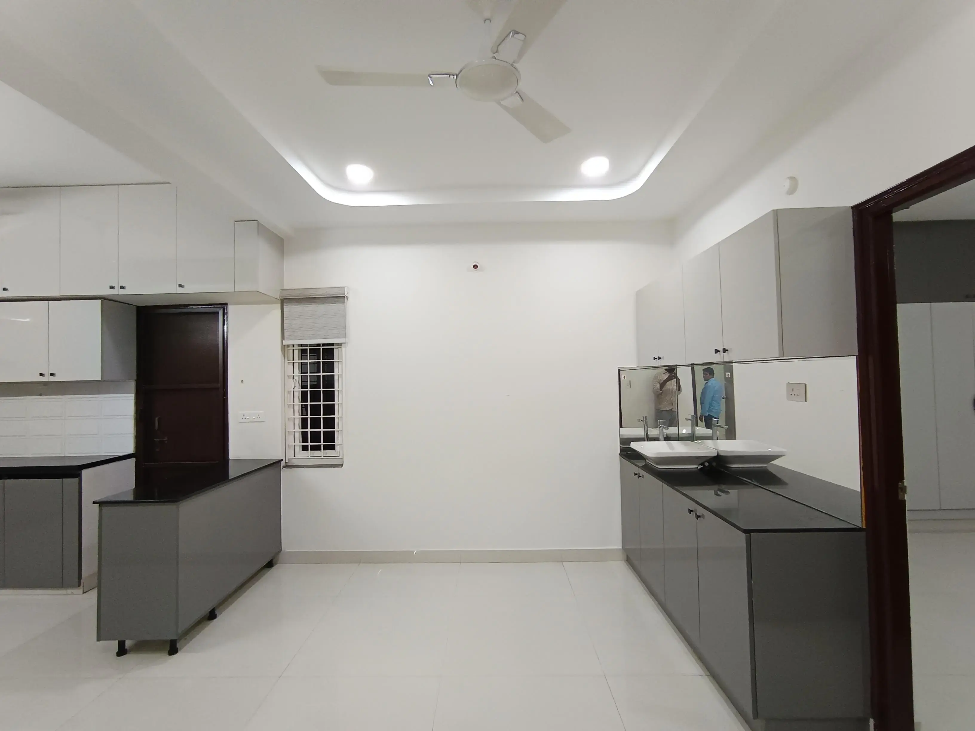 3BHK 3Baths Flat for Rent in vishwas bhavani heights, Masjid Banda, Kondapur