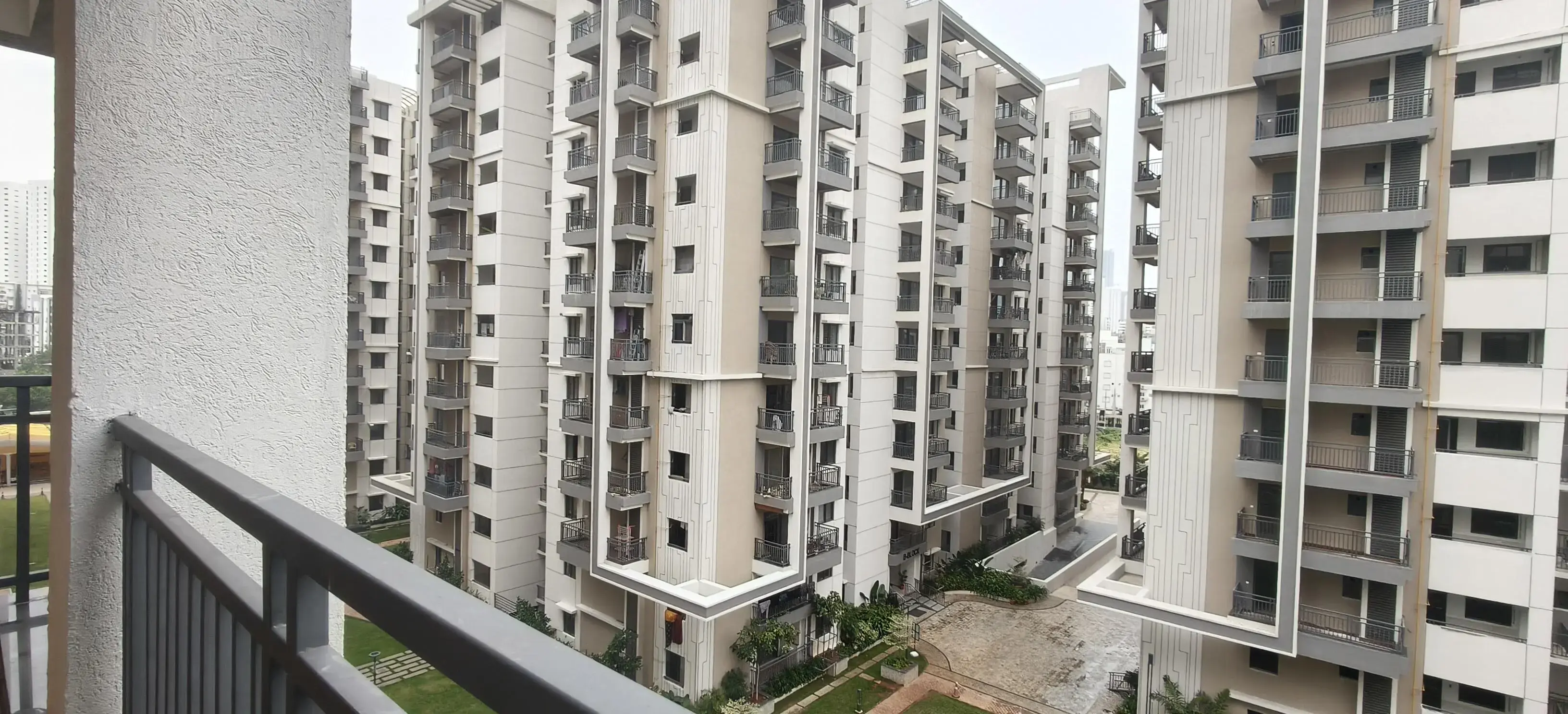 3BHK 3Baths Flat for Rent in Sriram River View, Narsingi, Hyderabad