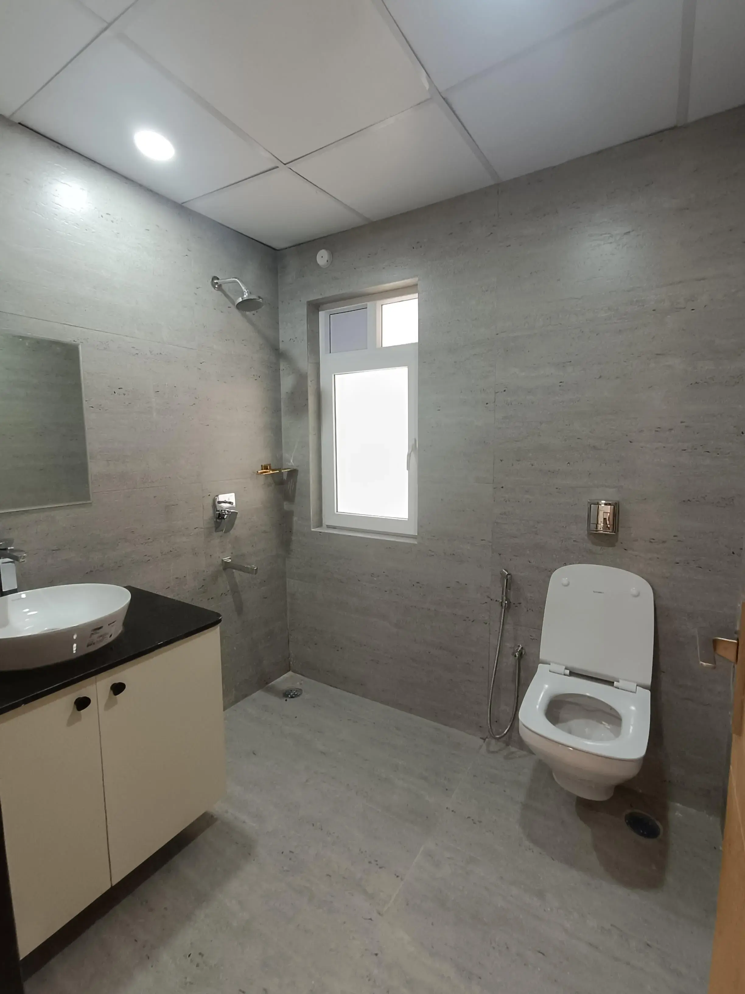 3Bedrooms 3Baths Independent House/Villa for Rent in Asbl Spectra, Narsingi, Hyderabad