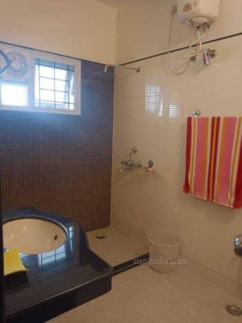 3 BHK 2500 Sq-ft For Rent in Prashasan Nagar, Hyderabad