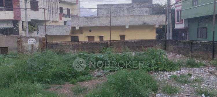 Plot For Sale In Sale Fast In Toli Chowki Vali Colony near Jama Masjid Habeeba