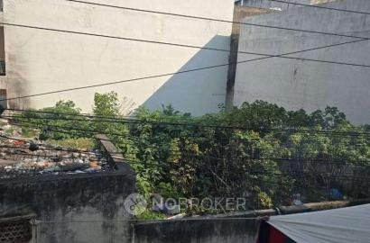 Plot For Sale In Langar Houz near moti darwaza near gmk garden hall