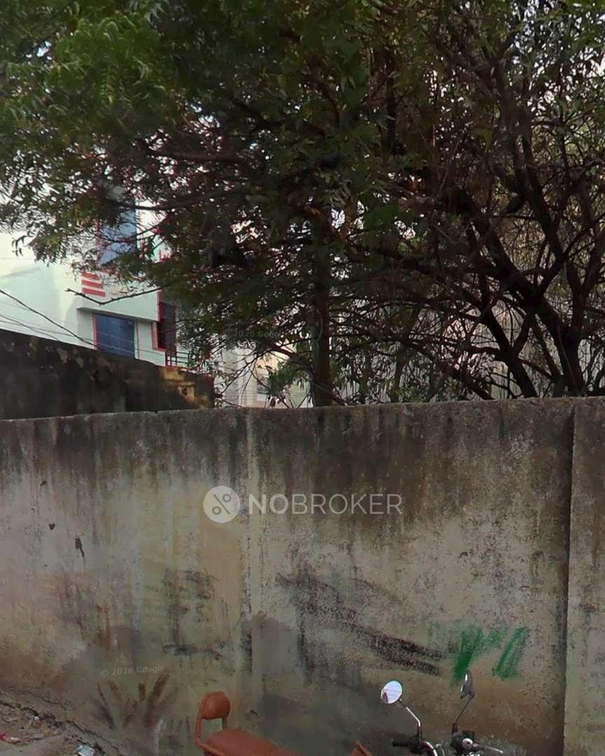 Plot For Sale In Langar Houz near moti darwaza near gmk garden hall