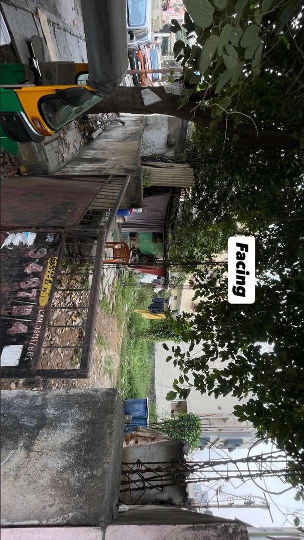 Plot For Sale In Toli Chowki minar colony, near cloud nine kaman