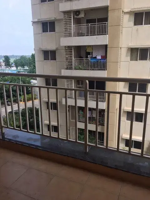 3BHK 3Baths Flat for Rent in Aparna Sarovar, Nallagandla, Hyderabad