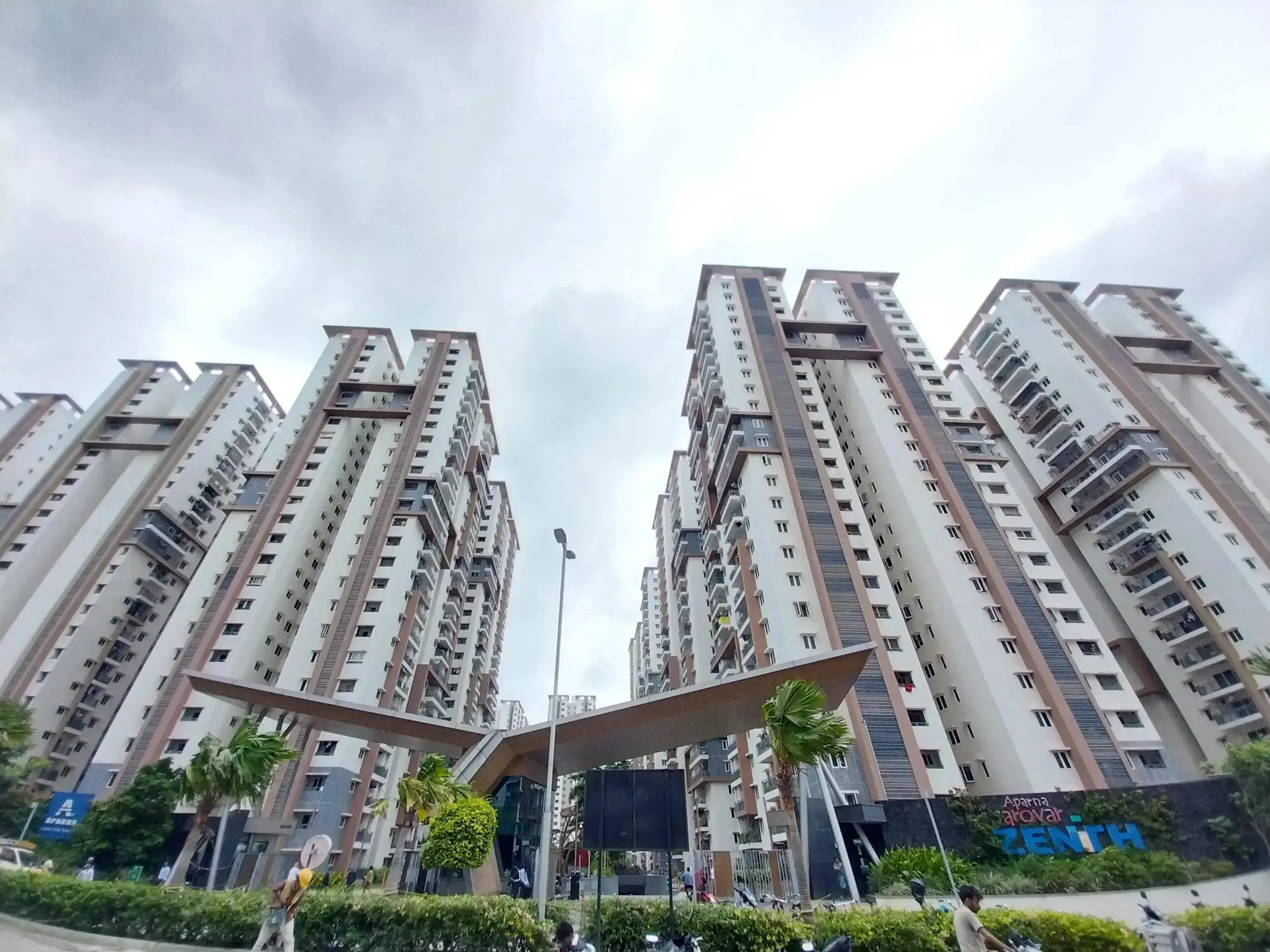 3BHK 2Baths Flat for Rent in Aparna Sarovar Zenith, Nallagandla, Hyderabad