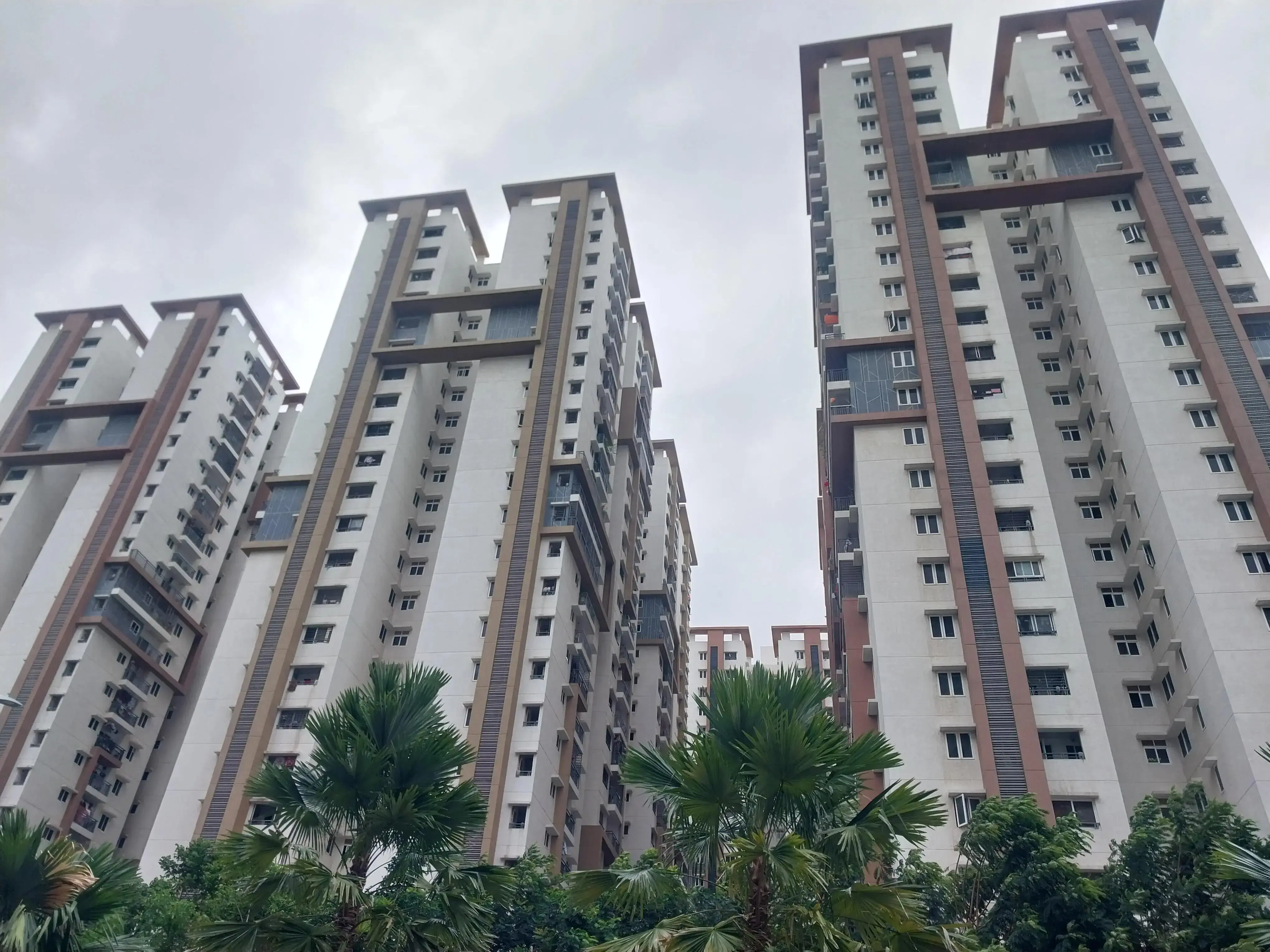 3BHK 2Baths Flat for Rent in Aparna Sarovar Zenith, Nallagandla, Hyderabad