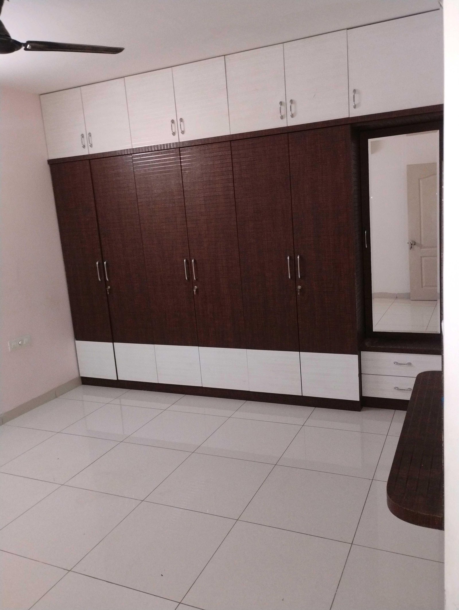 3BHK 2Baths Flat for Rent in Aparana Hill Park Silver Okes, Chandanagar, Hyderabad