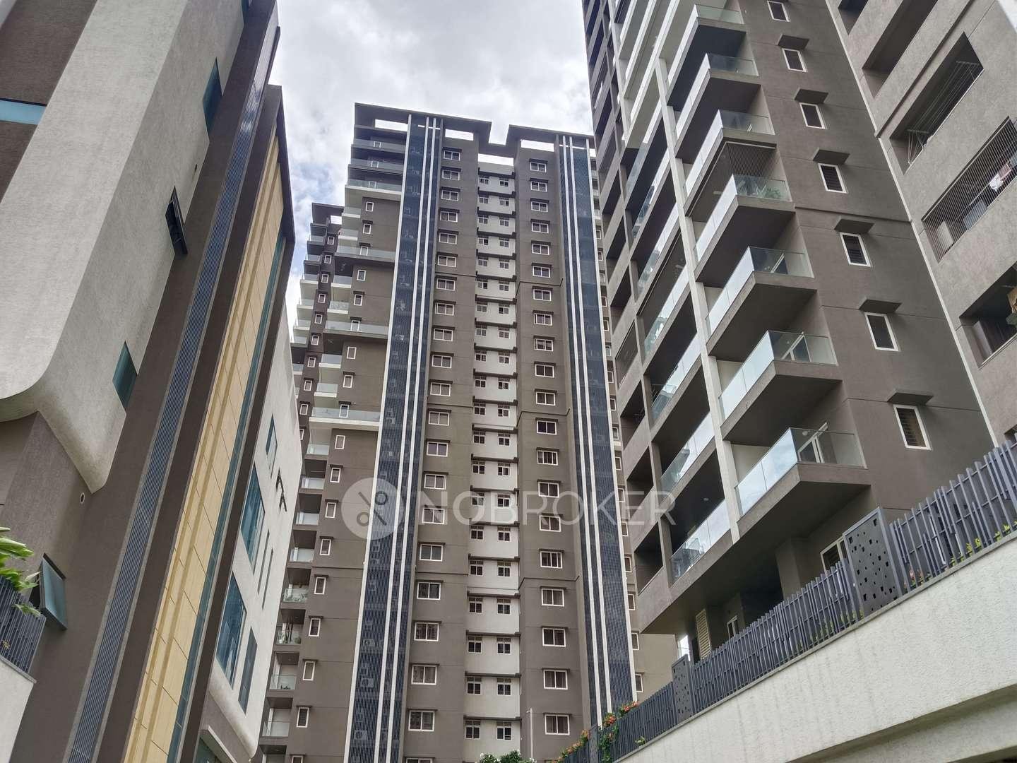 4+ BHK Flat In Aparna Luxor Park for Rent In Kondapur ( 4 Bhk + 1 Servent Room )