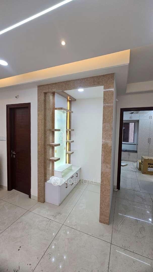 4+ BHK Flat In Aparna Luxor Park for Rent In Kondapur ( 4 Bhk + 1 Servent Room )