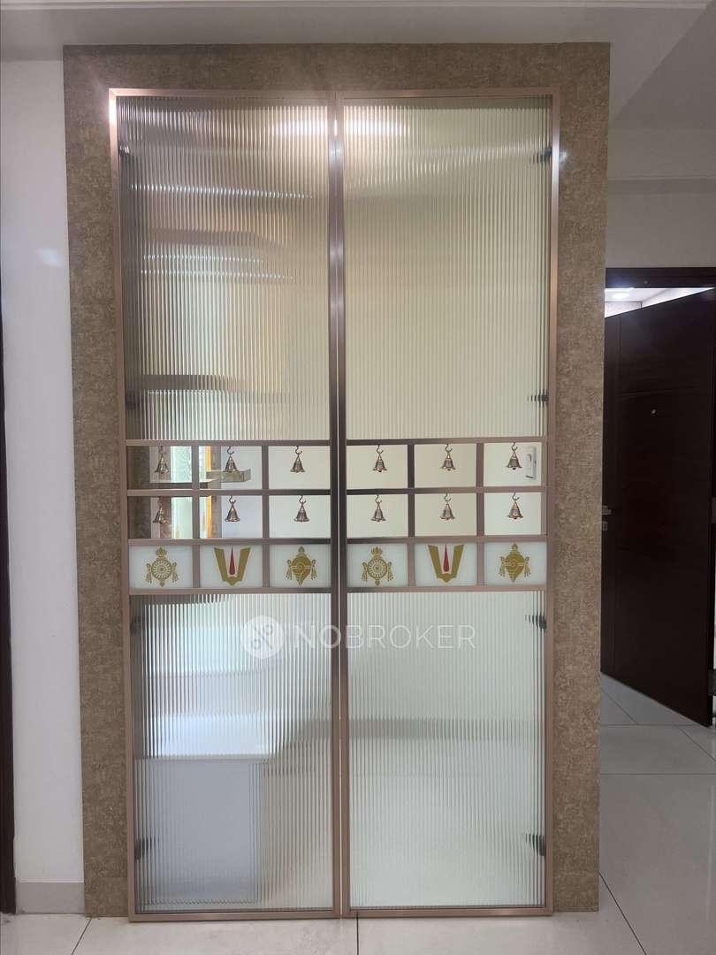 4+ BHK Flat In Aparna Luxor Park for Rent In Kondapur ( 4 Bhk + 1 Servent Room )