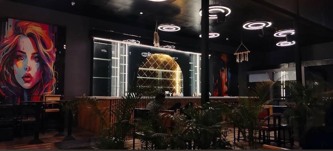 Commercial Shop 8500 Sq.Ft. in Madhapur Hyderabad