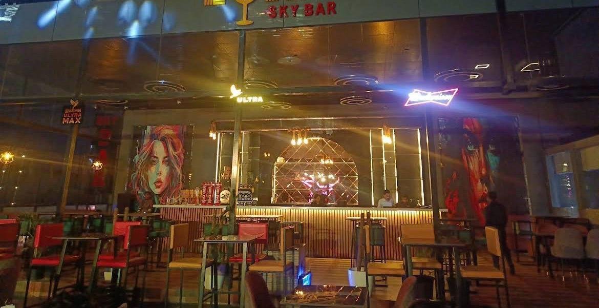 Commercial Shop 8500 Sq.Ft. in Madhapur Hyderabad