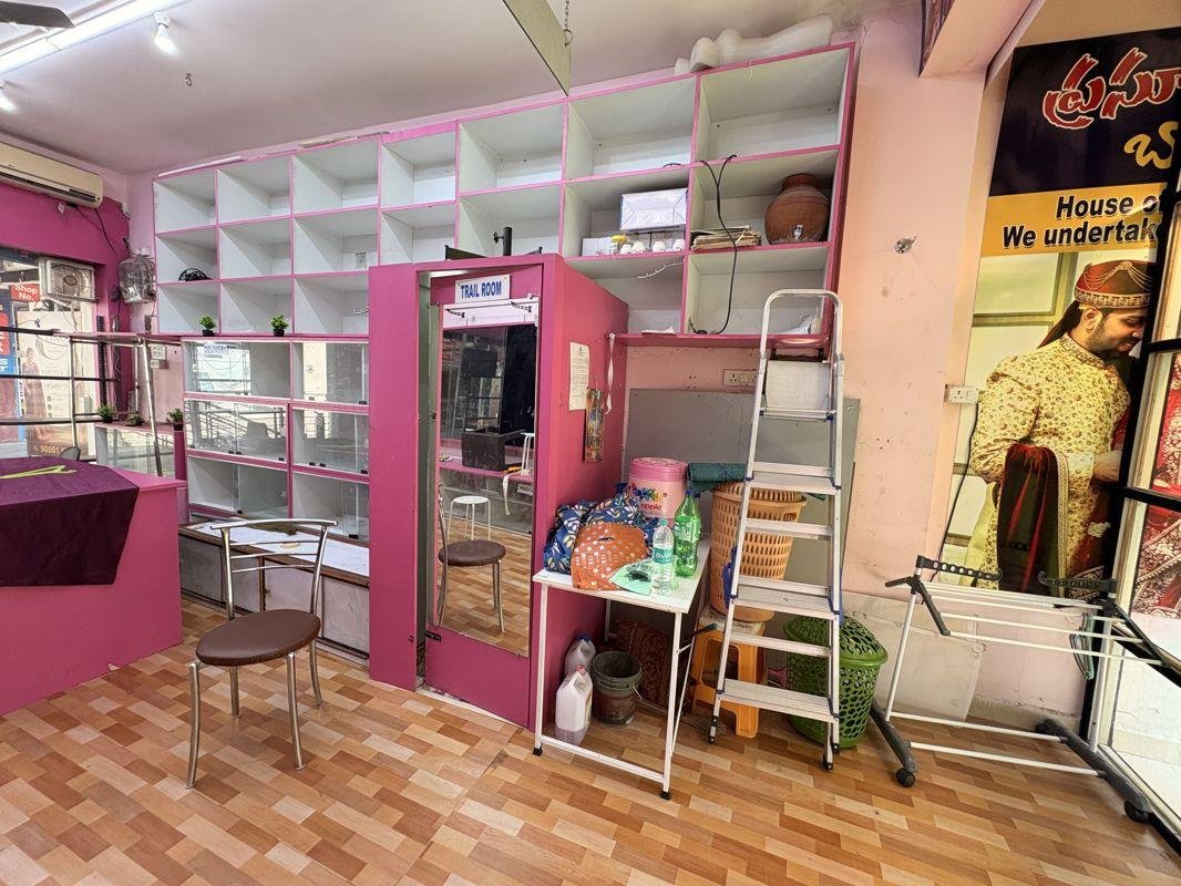 Commercial Shop 360 Sq.Ft. in Ameerpet Hyderabad