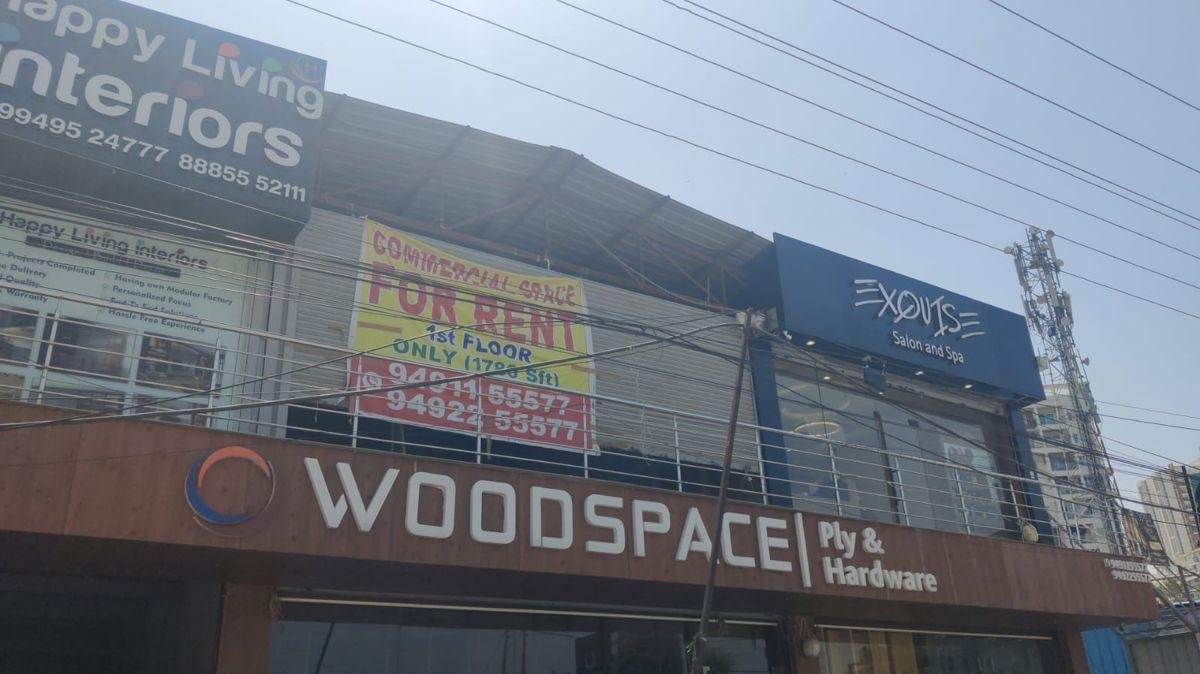 Commercial Shop 1750 Sq.Ft. in Tellapur Hyderabad