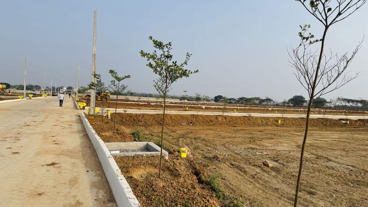 267 Sq.Yd. Plot for Sale  in Kadthal Hyderabad