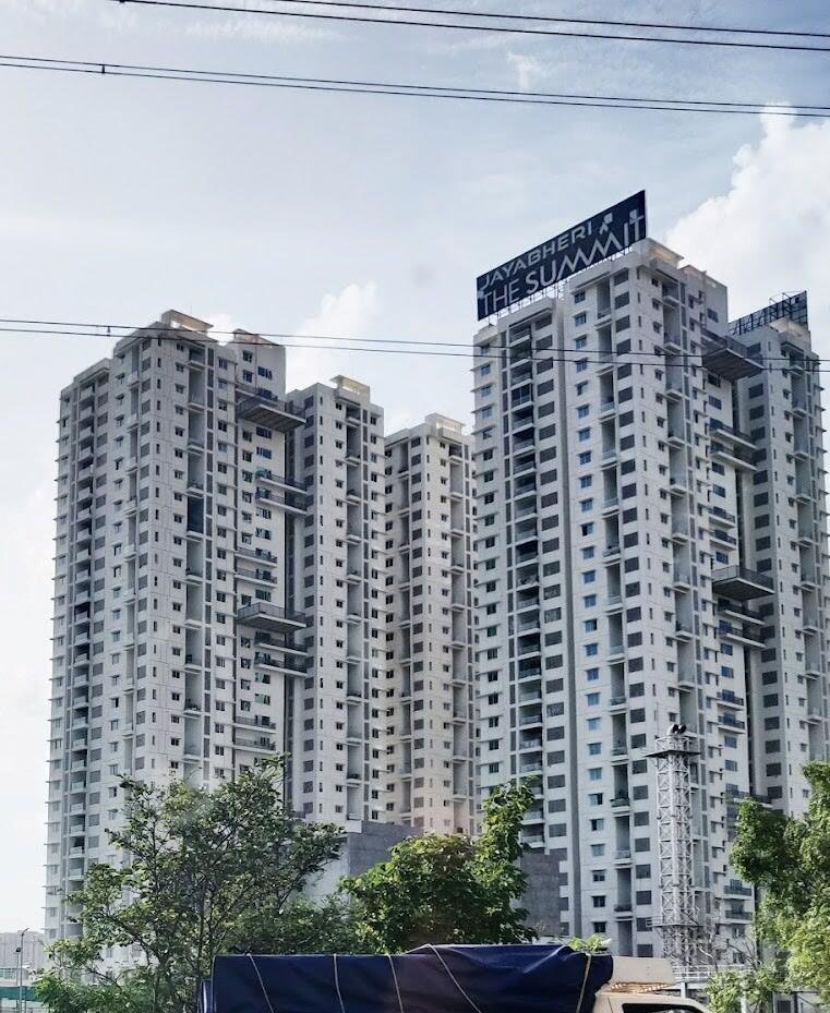 3BHK 3Baths Flat for Rent in Jayabheri The Summit, Narsingi, Hyderabad