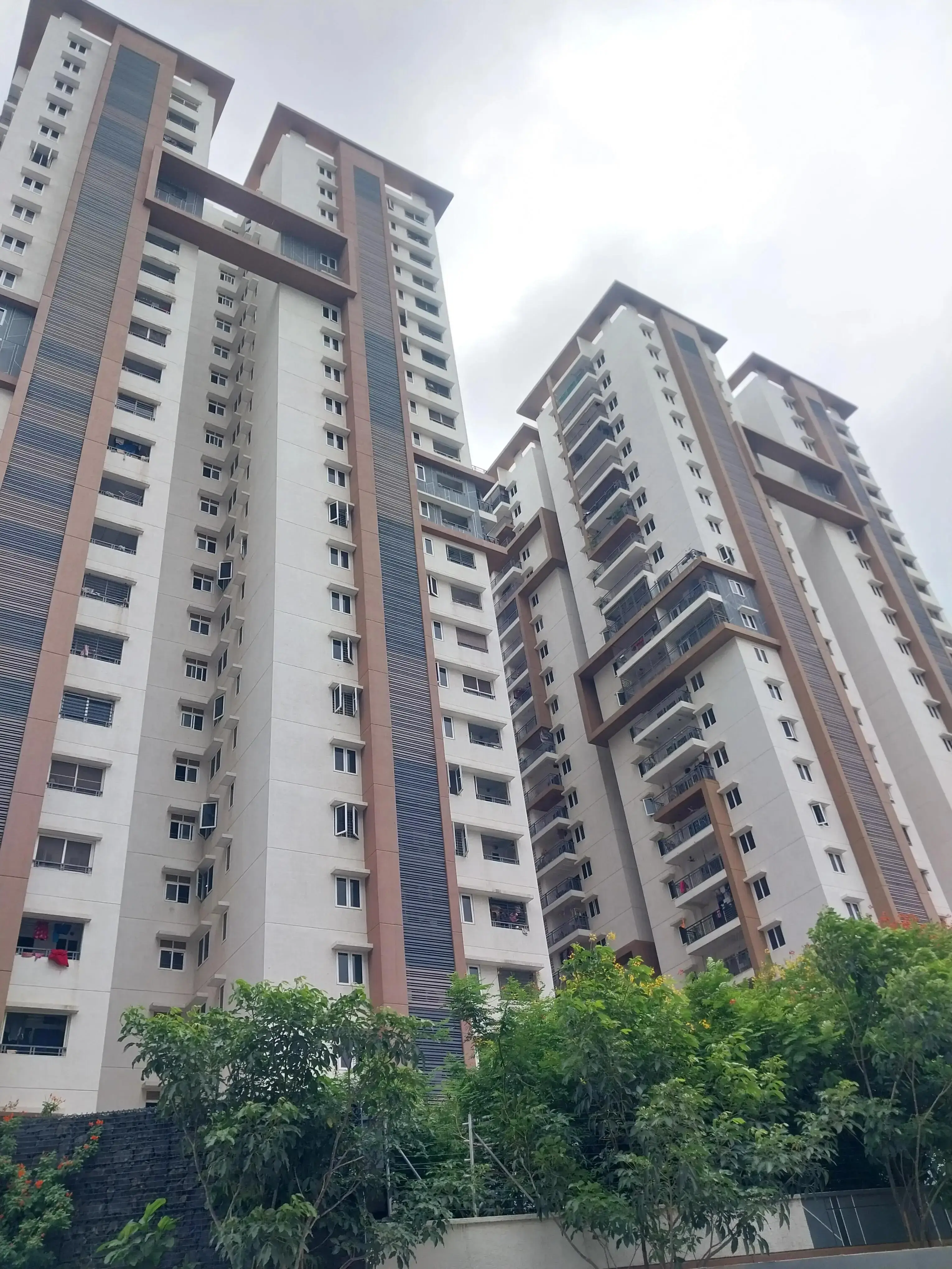3BHK 2Baths Flat for Rent in Aparna Sarovar Zenith, Nallagandla, Hyderabad