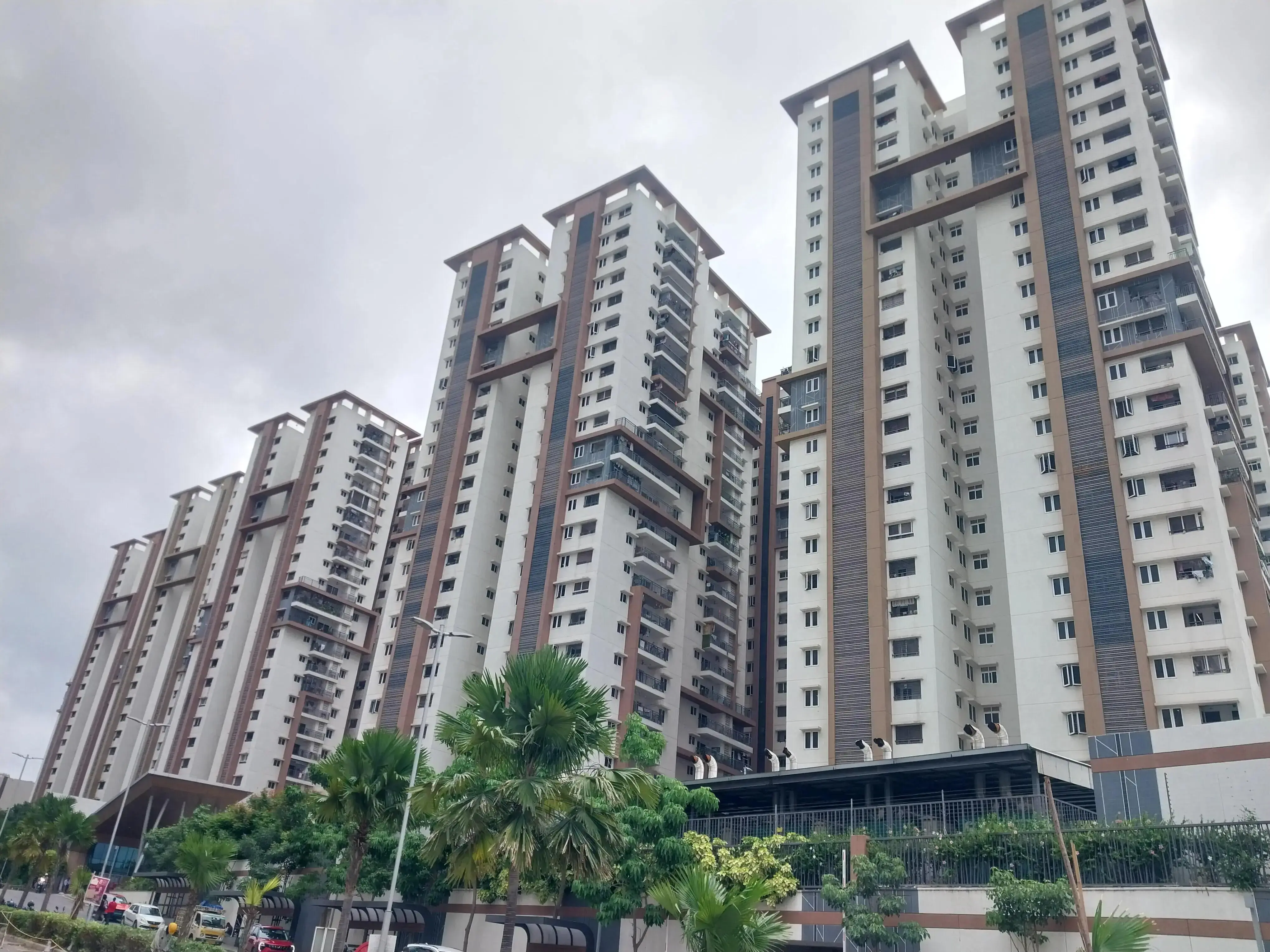 3BHK 2Baths Flat for Rent in Aparna Sarovar Zenith, Nallagandla, Hyderabad