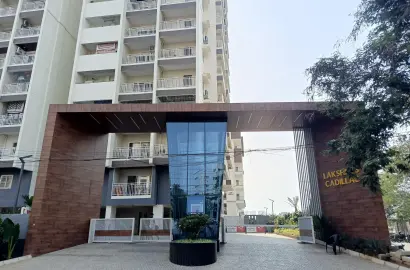3BHK 3Baths Flat for Rent in Lakshmi Cadillac, Kondapur, Hyderabad